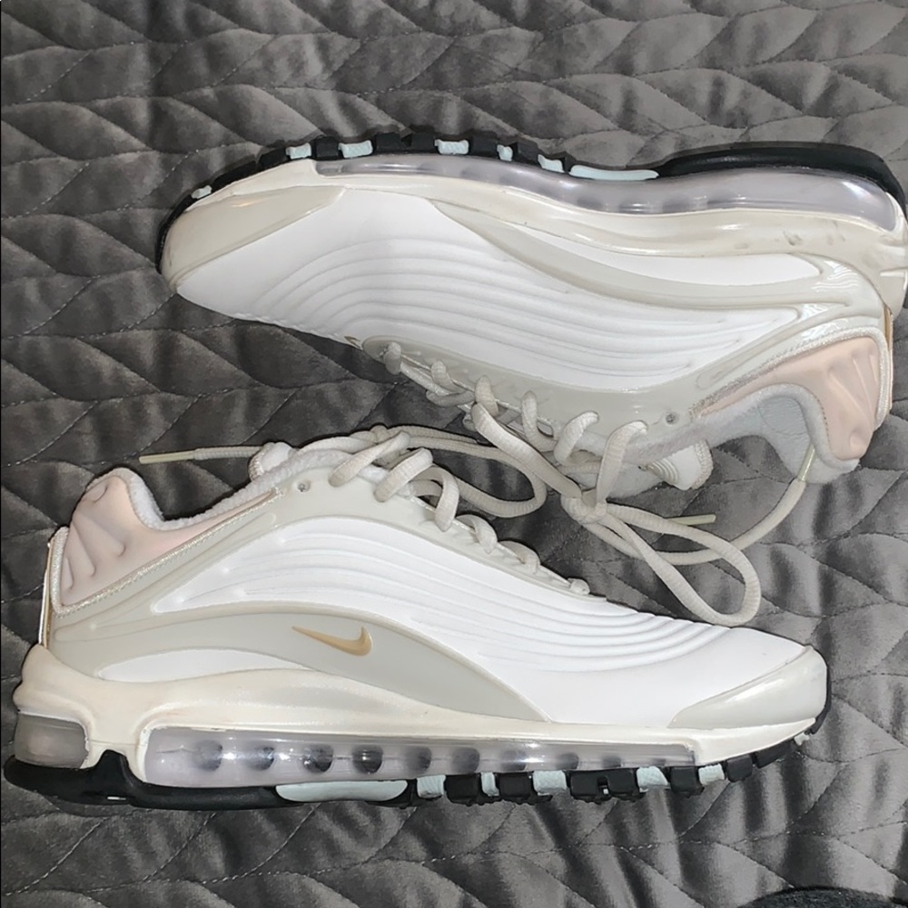 air max deluxe SE